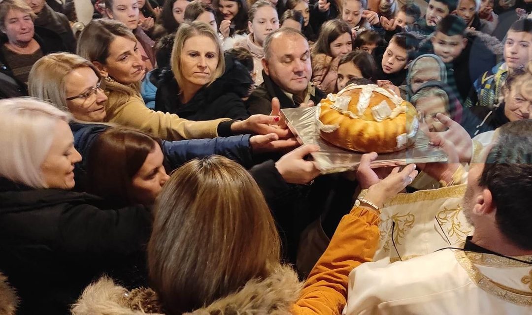 Власотиначка библиотека обновила славу
